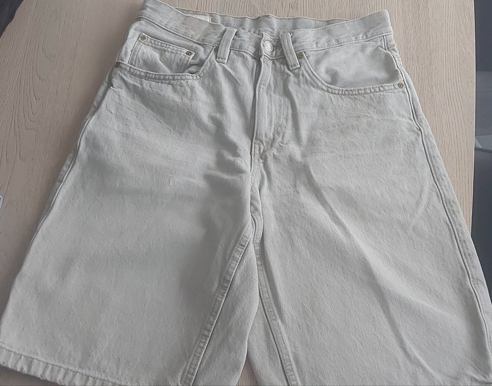 Zara heren korte broek wijd model, Kleding | Heren, Broeken en Pantalons, Overige maten, Ophalen of Verzenden, Zo goed als nieuw