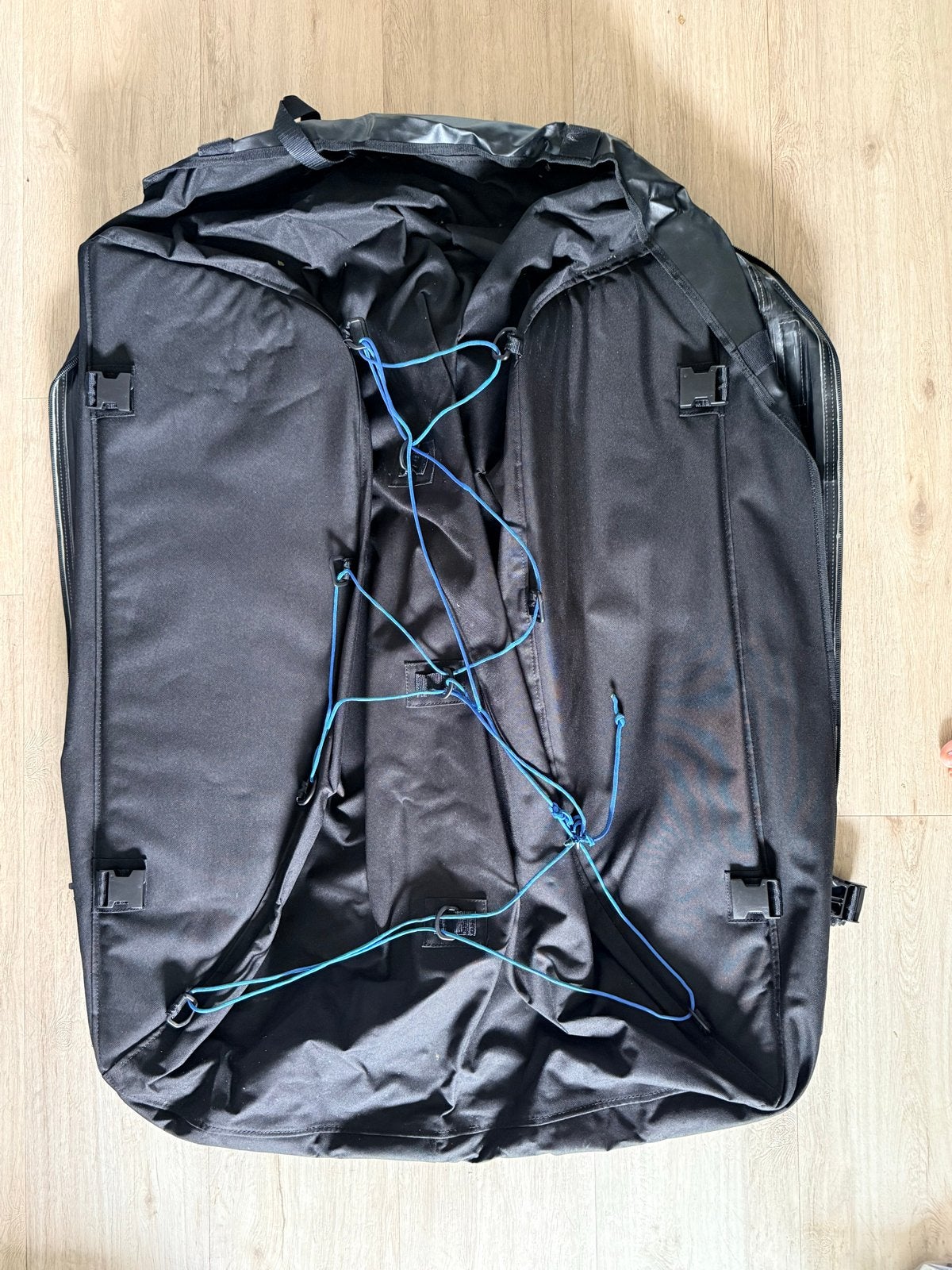 Flexibele Opvouwbare Dakkoffer 320 Liter, Ophalen, Gebruikt