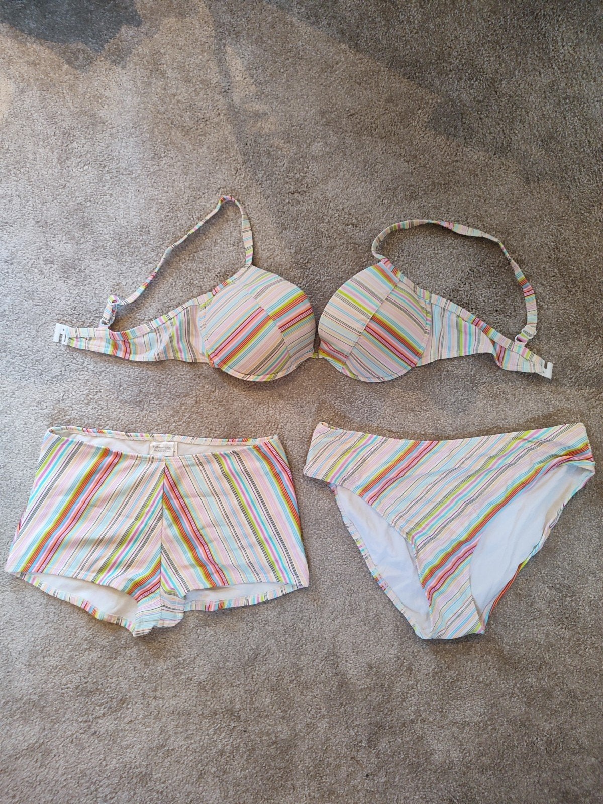 Hunkemöller Bikini met 2 Broekjes - Maat L, Kleding | Dames, Hunkemöller, Ophalen of Verzenden, Zo goed als nieuw, Bikini