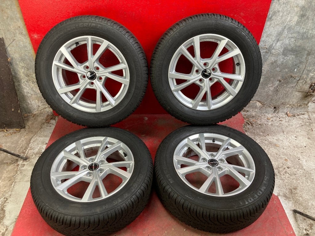 Winterbanden Volkswagen T Cross / Seat Arona 205/60R16, Gebruikt, 16 inch, ., Banden en Velgen