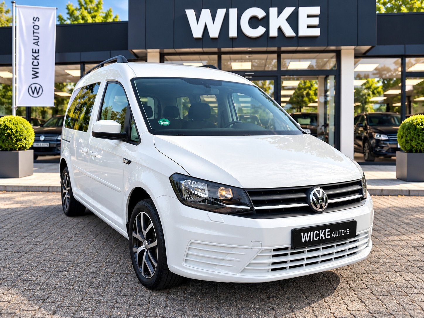 Volkswagen CADDY TSI 5 persoon dubel schuifdeur PDC Clima St, Voorwielaandrijving, Dealer onderhouden, Stof, Gebruikt