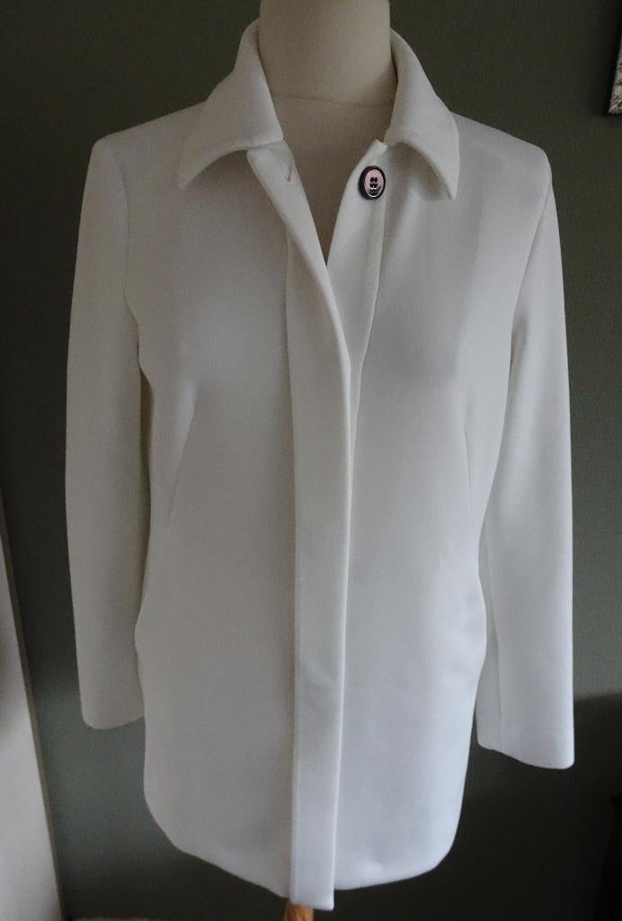 STRETCH JASJE VAN MARCCAIN MAAT 38 (4), Kleding | Dames, Maat 38/40 (M), Wit, Ophalen of Verzenden, Zo goed als nieuw