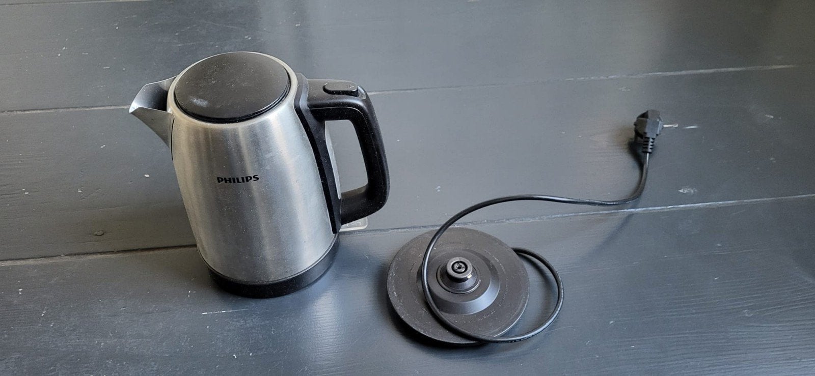 Philips waterkoker RVS zgan bijna gratis, 1 tot 2 liter, Ophalen of Verzenden, Zo goed als nieuw, Rvs