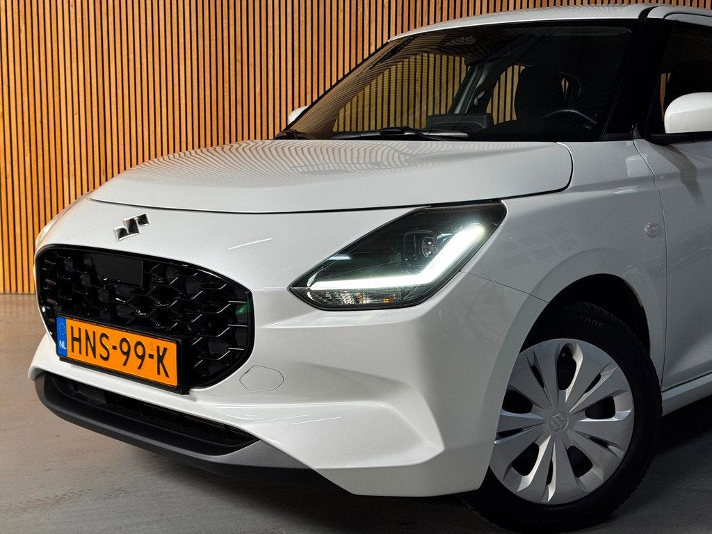 Suzuki SWIFT 1.2 Comfort Smart Hybrid Adaptieve Cruise Contr, Auto's, Suzuki, Voorwielaandrijving, 83 pk, Euro 6, 400 kg