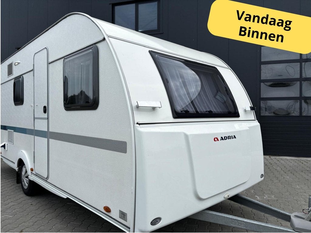 Adria Aviva 522 PT - 3 Bedden Uitvoering - Voortent, Overige typen, Bedrijf, Treinzit, Adria