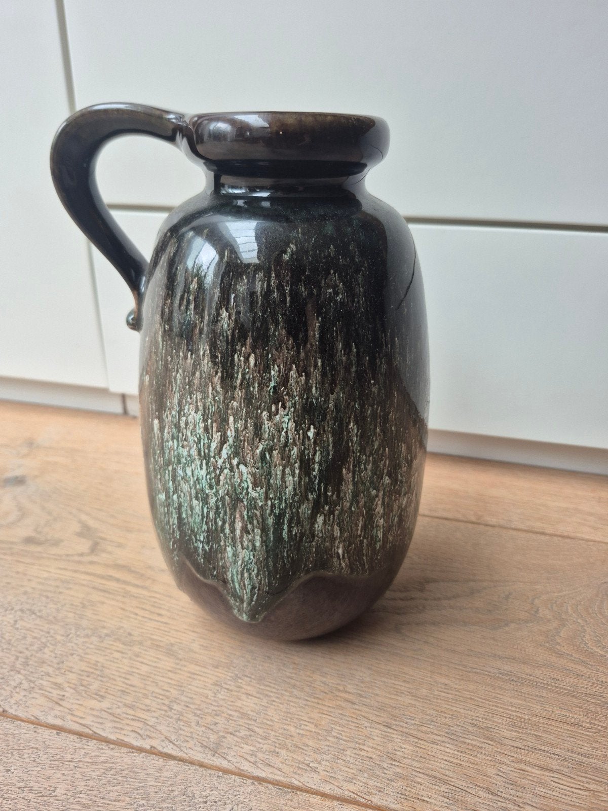 Vintage W. Germany vaas met handvat, bruin/groen, Ophalen