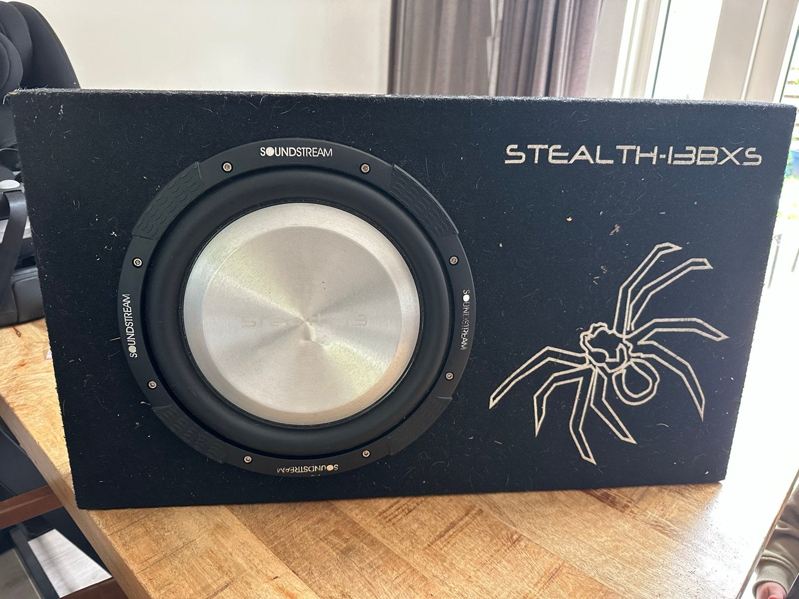 Soundstream Stealth-13BXBS Subwoofer met Alpine versterker, Ophalen, Gebruikt