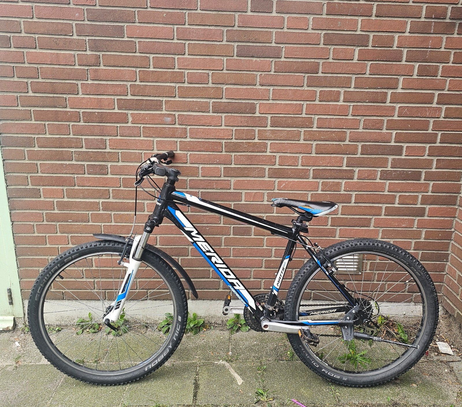 Merida Mountainbike - Achterrem afstellen, zadel scheurtjes, Gebruikt, 26 inch, Velgrem, Meer dan 20 versnellingen