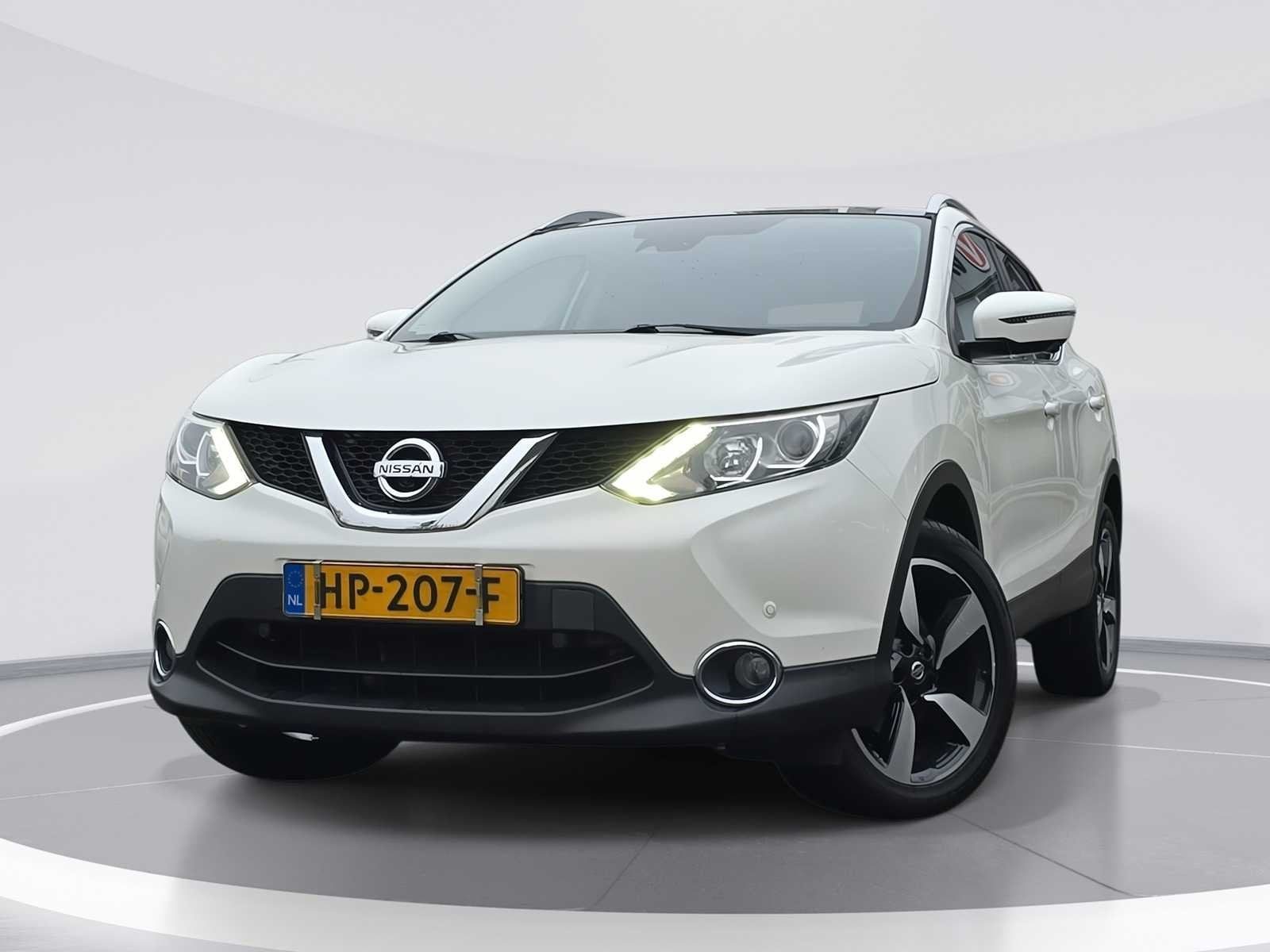 Nissan Qashqai 1.2 Connect Edition 2015 | HP-207-F, Auto's, Voorwielaandrijving, Gebruikt, Euro 6, 4 cilinders