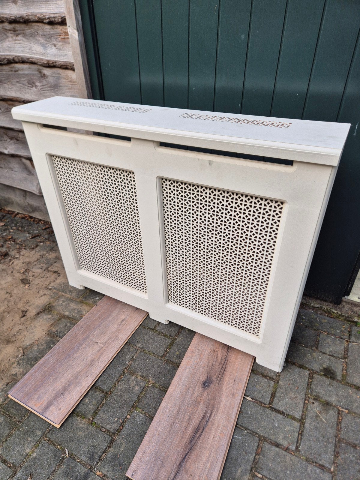 Mooie radiatorombouw 85x108x23cm - Tiel, Ophalen, Zo goed als nieuw, Hout