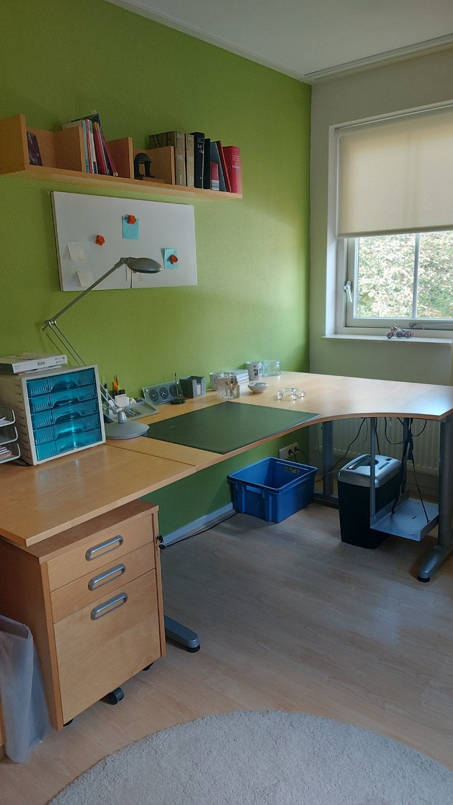 Groot hoekbureau van Ikea met ladenkast, Huis en Inrichting, Ophalen, Gebruikt, Metaal, In hoogte verstelbaar