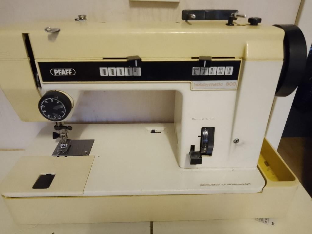 Pfaff hobbymatic 800, Hobby en Vrije tijd, Ophalen, Gebruikt, Naaimachine, Pfaff