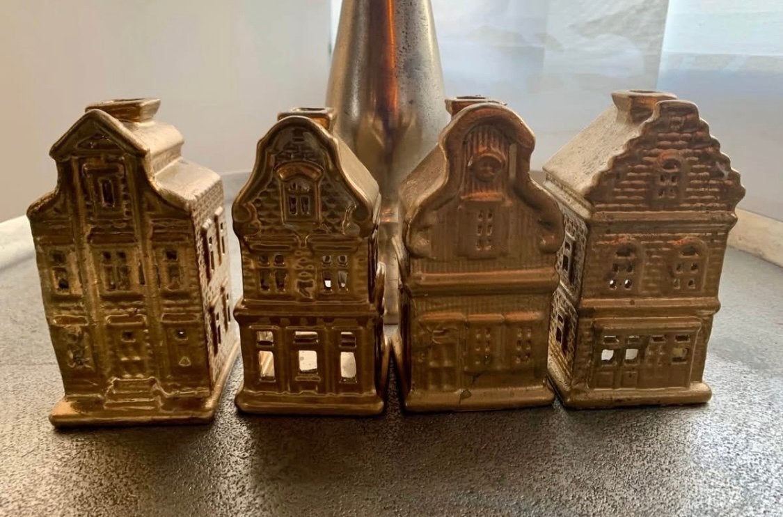 Set van 4 gouden huisjes - theelichthouders, Gebruikt, Ophalen of Verzenden, Klassiek, Goud