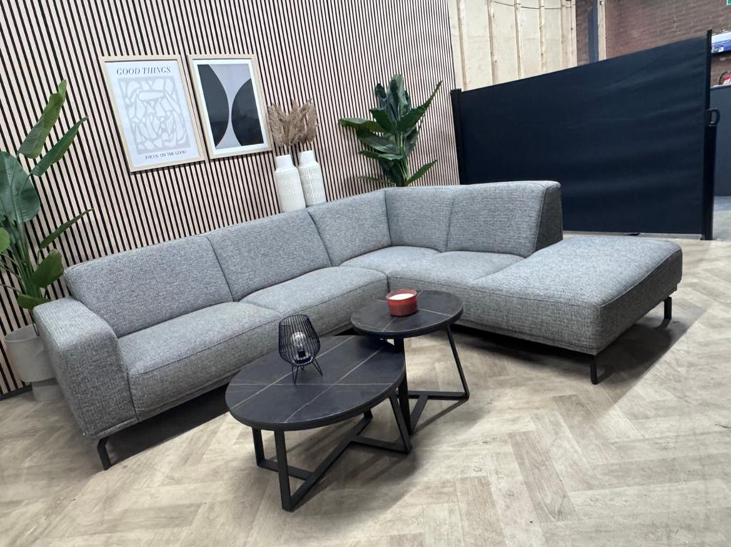 ZGAN Montel Viano Hoekbank - Grijs - 270 x 230, 250 tot 300 cm, Montel viano design hoekbank grijs stof kwaliteit modern, -, -
