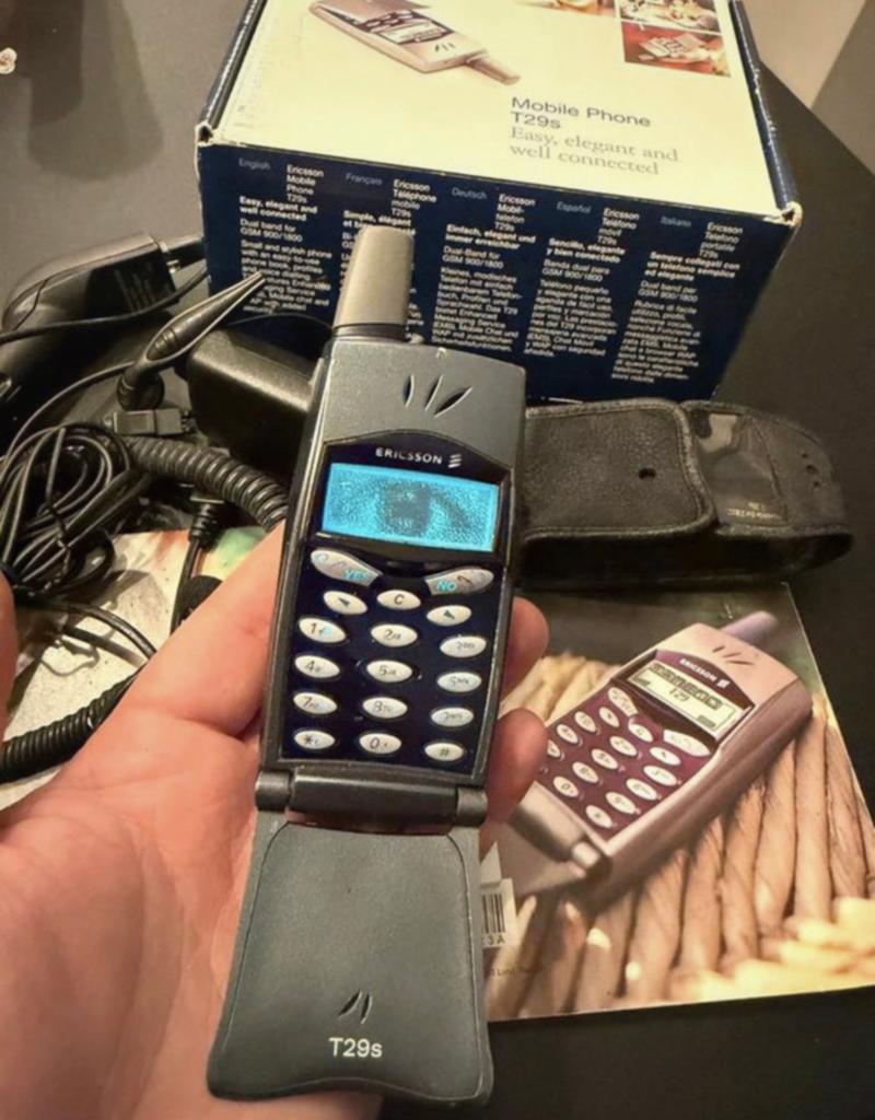 Ericsson T29S compleet in doos, Ophalen of Verzenden, Zo goed als nieuw, Zwart