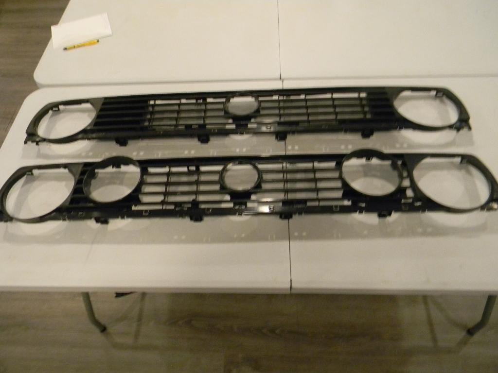 3 X Nieuwe  VW Grille Voor Golf 2 en VW Jetta, Auto-onderdelen, Ophalen, Nieuw, Bumper, Volkswagen