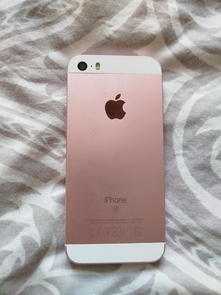 iPhone SE met defect scherm, Telecommunicatie, Mobiele telefoons | Apple iPhone, Ophalen of Verzenden, Roze