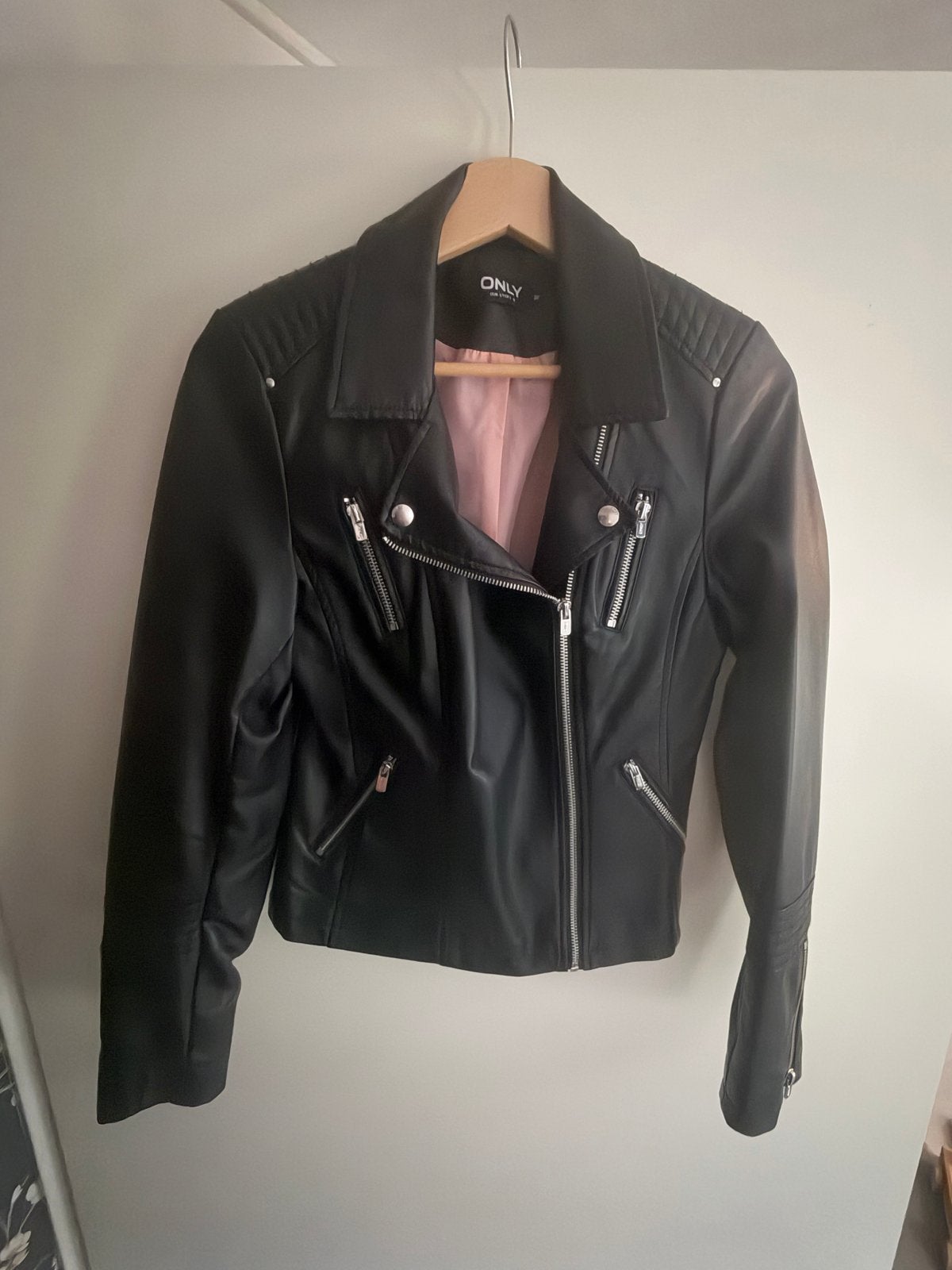 ONLY Zwart Leren Bikerjack Maat 36, Ophalen of Verzenden, Zo goed als nieuw, Maat 36 (S), Zwart