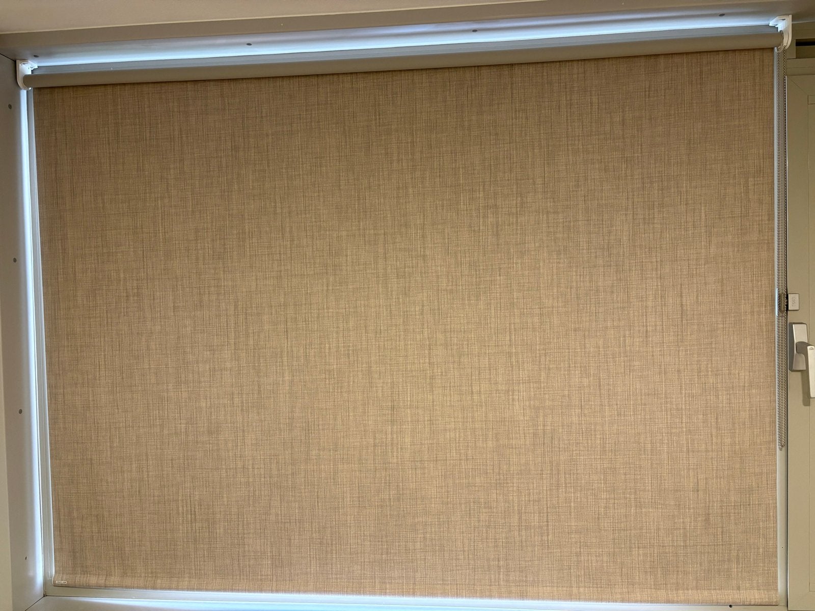 Nieuw Veneta Designer verduisterend rolgordijn beige, Overige merken, Verduisterend, Beige, Nieuw