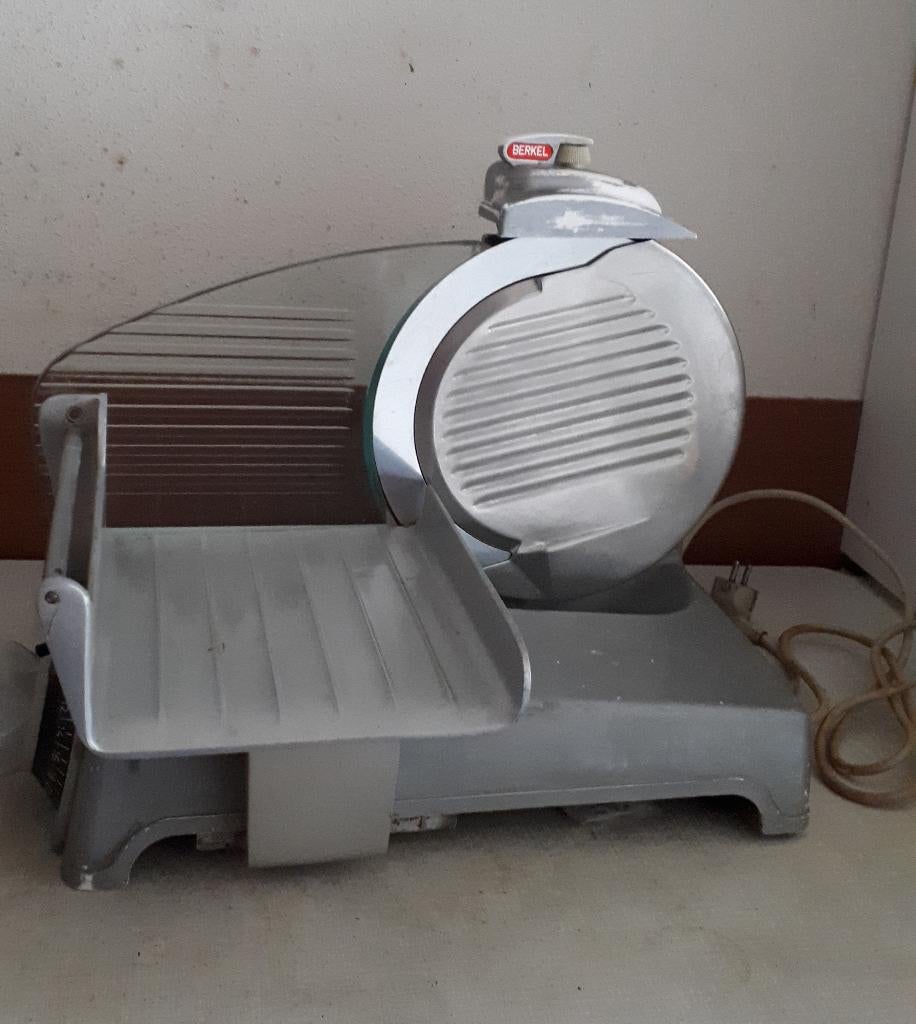 Berkel elektrische snijmachine 836, Snijmachine, Ophalen, Gebruikt