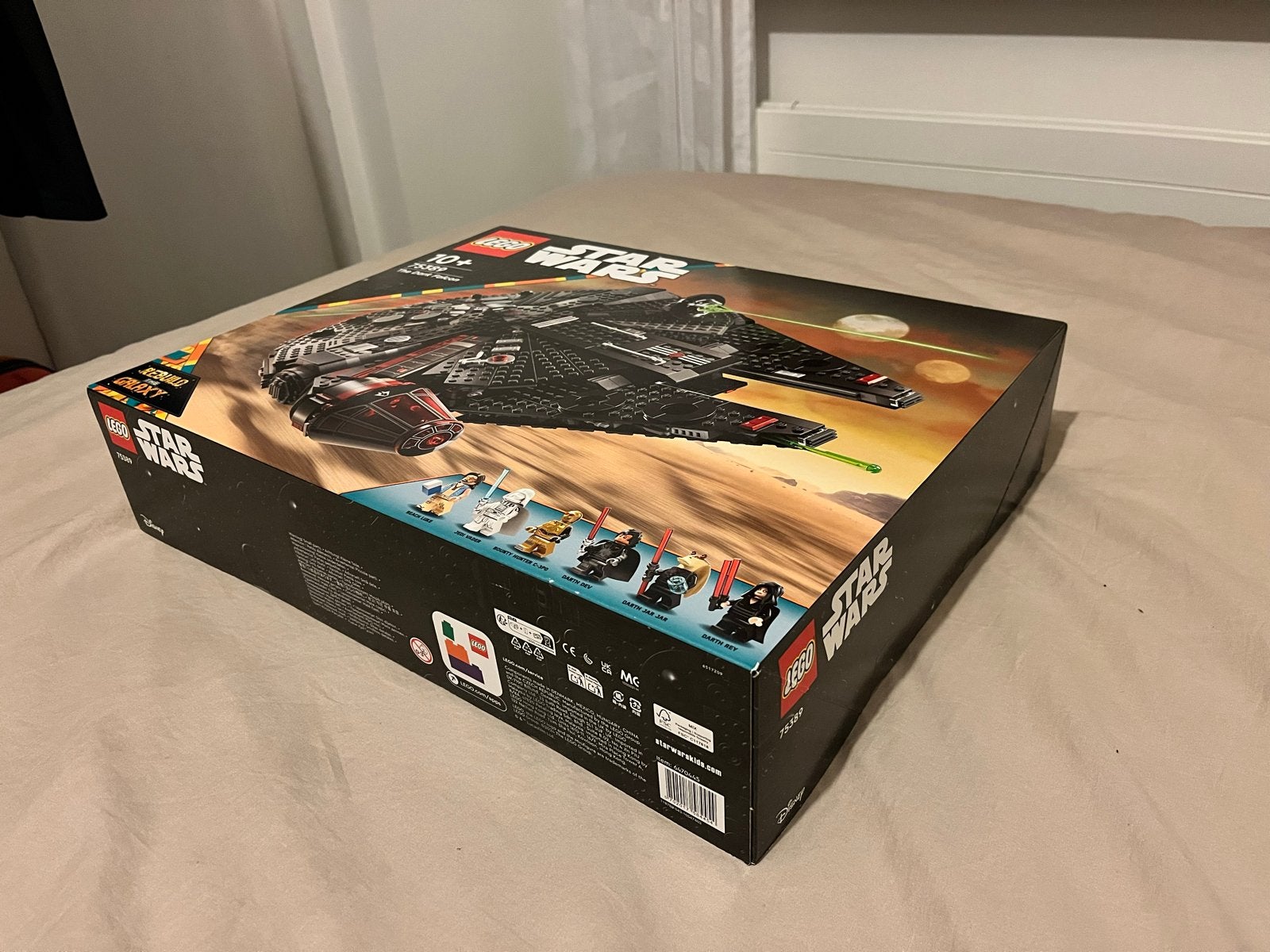 Foto 7 van LEGO Star Wars 75389 The Dark Falcon - Nieuw in doos