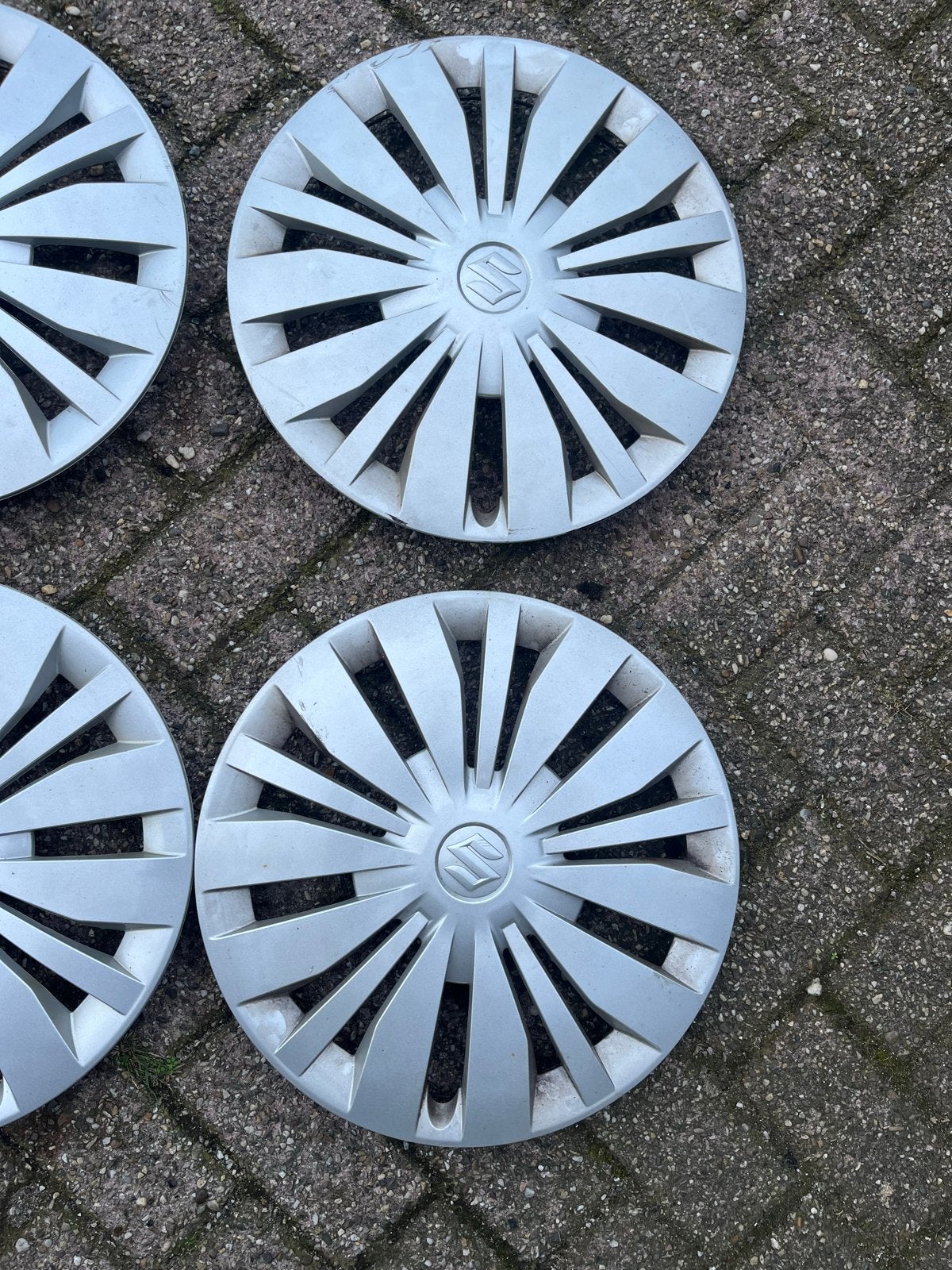 Suzuki wieldoppen 15 inch - Zeer goede staat, Ophalen of Verzenden, Zo goed als nieuw