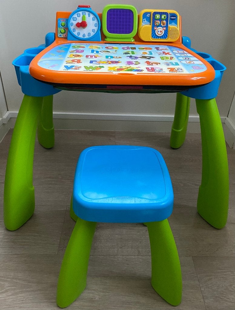 Vtech Magisch Speel- en leerbureau met krukje, Ophalen, Gebruikt, 2 tot 4 jaar