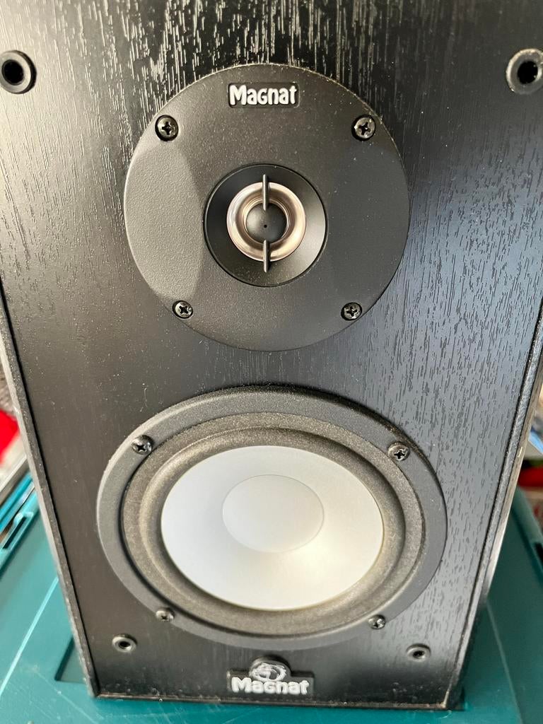 MAGNAT 4 stuks, Ophalen, Magnat, Zo goed als nieuw, 120 watt of meer