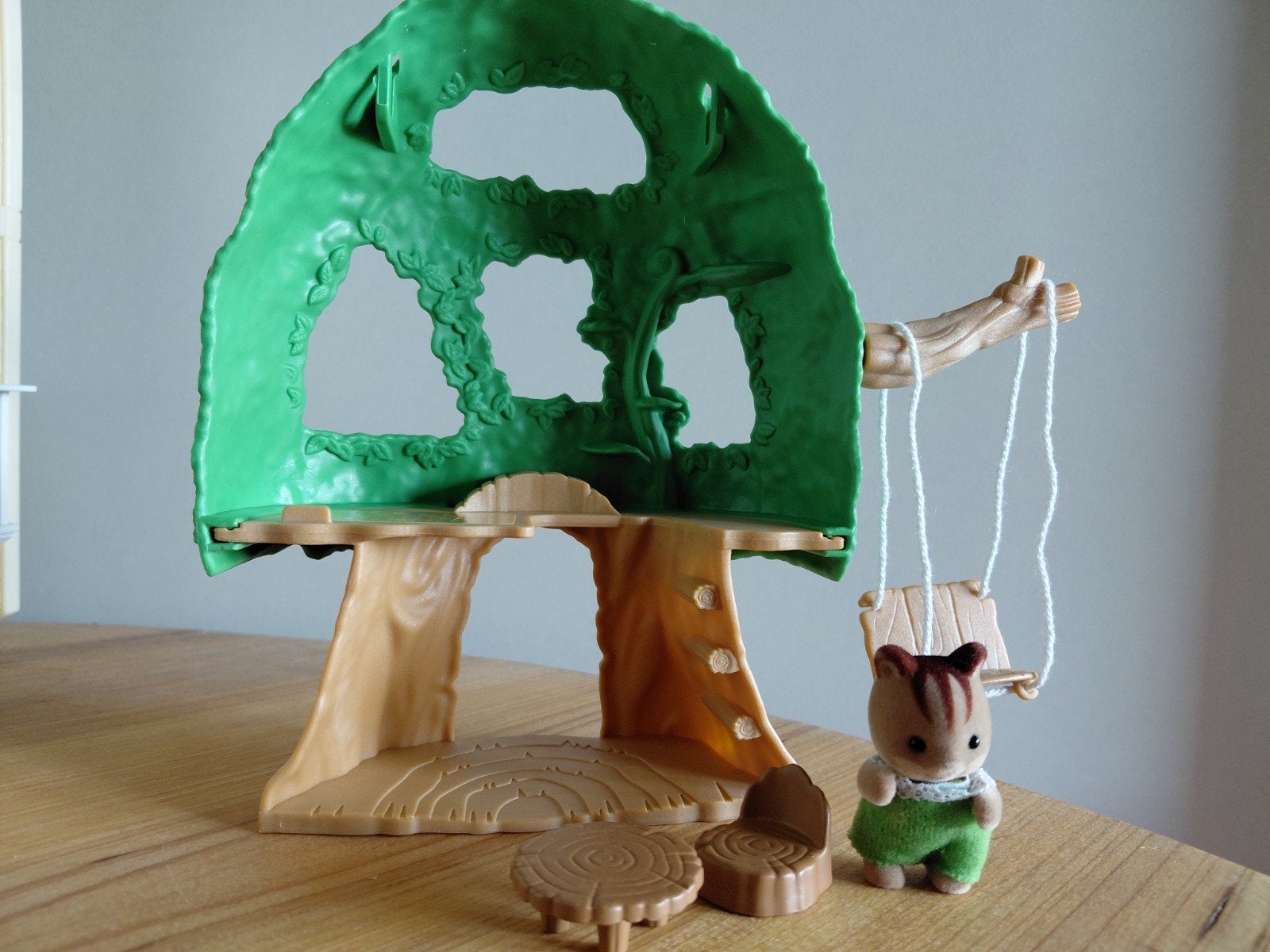 Sylvanian families boomhutje compleet/baby eekhoorn, Ophalen of Verzenden, Zo goed als nieuw
