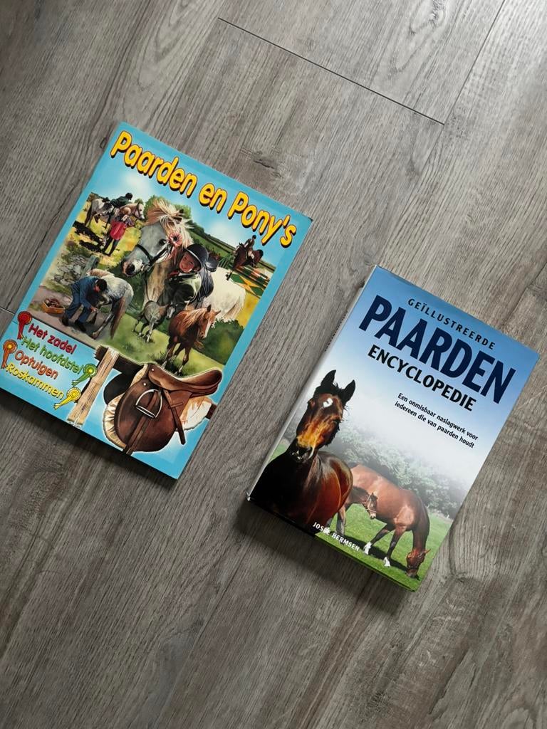 J. Hermsen - Paarden encyclopedie en Paarden&Pony’s, Boeken, Ophalen of Verzenden, Zo goed als nieuw, Dieren, Los deel