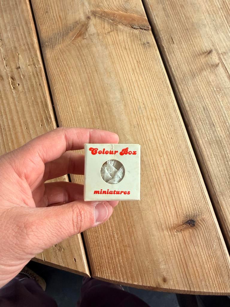 Colour Box Miniatuur Varken in hokje - Vintage beeldje