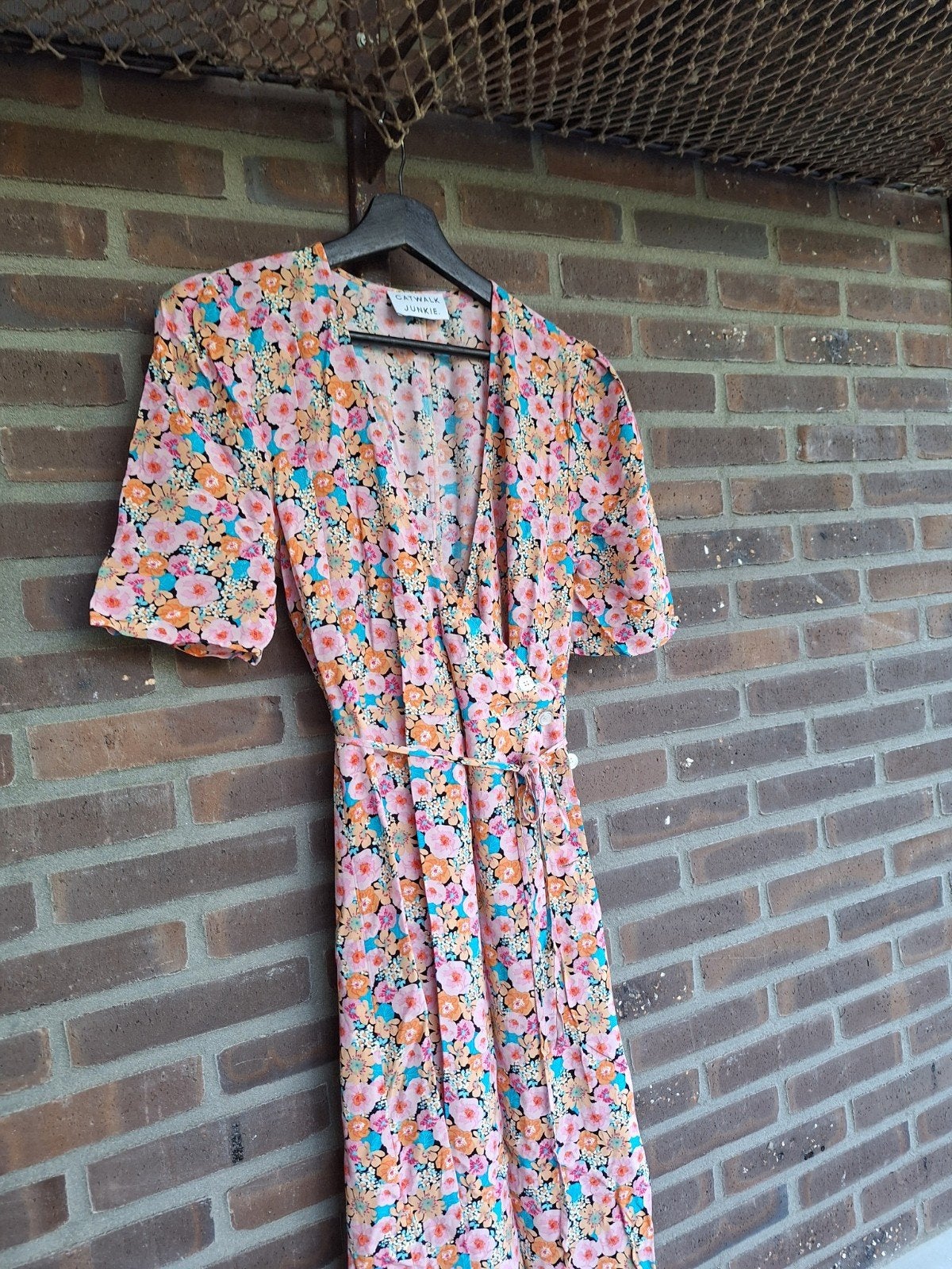 Catwalk Junkie Bloemen Wikkeljurk Maat M, Maat 38/40 (M), Overige kleuren, Nieuw, Ophalen of Verzenden