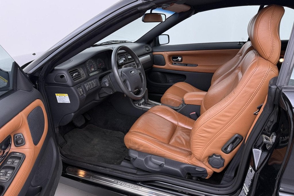 Volvo C70 Convertible 2.4 T | Automaat | Navigatie | Leer |, Auto's, Volvo, C70, Gebruikt, Cabriolet, 4 stoelen