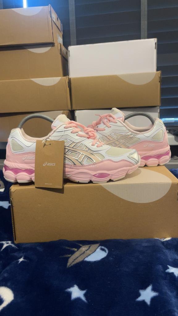 Asics Gel-Kayano 14 Roze Sneakers, Ophalen of Verzenden, Nieuw, Roze, Sneakers of Gympen