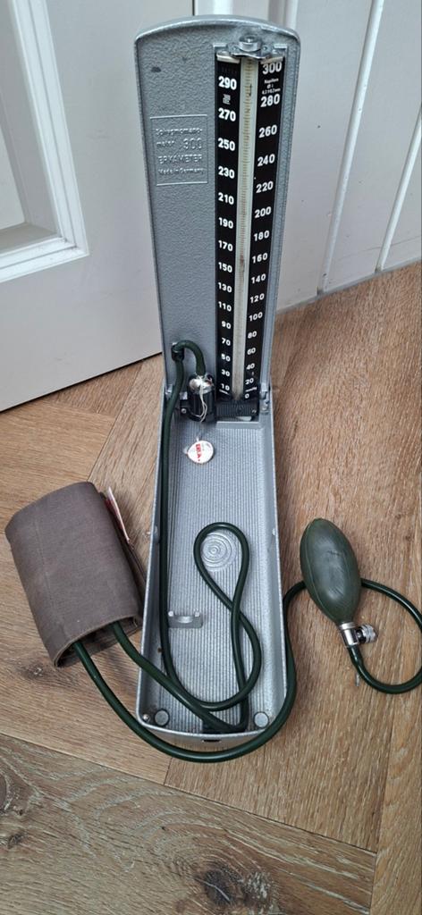 Oude Erkameter Bloeddrukmeter - Vintage Medisch Apparaat, Antiek en Kunst, Antiek | Overige Antiek, Ophalen of Verzenden