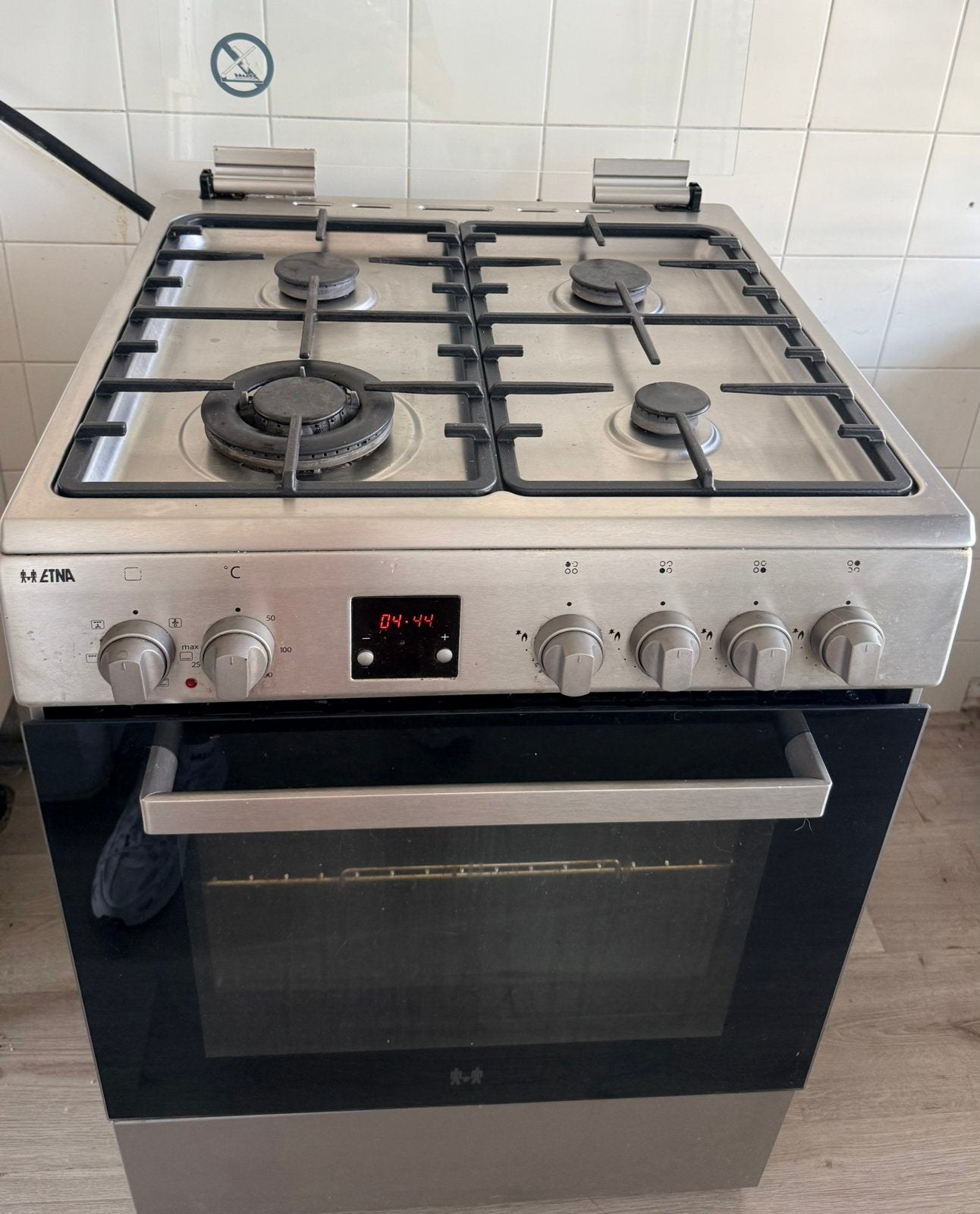 ETNA Gasfornuis met Heteluchtoven – 4 Pits – RVS, Ophalen, 4 kookzones, Zo goed als nieuw, Gas