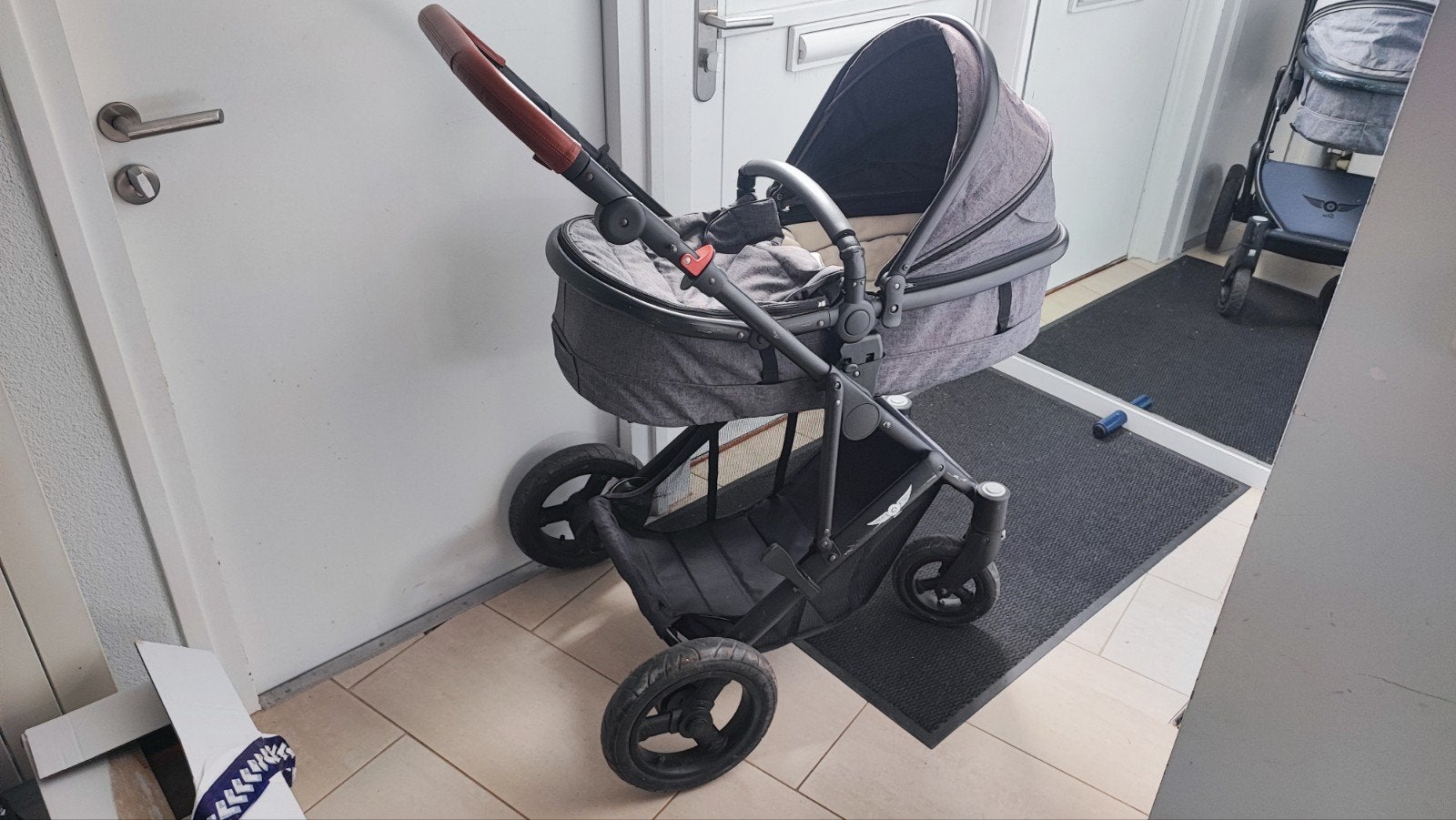 Slee Kinderwagen met Reiswieg en Autostoeltje, Gebruikt, Combiwagen, Luchtbanden, Ophalen