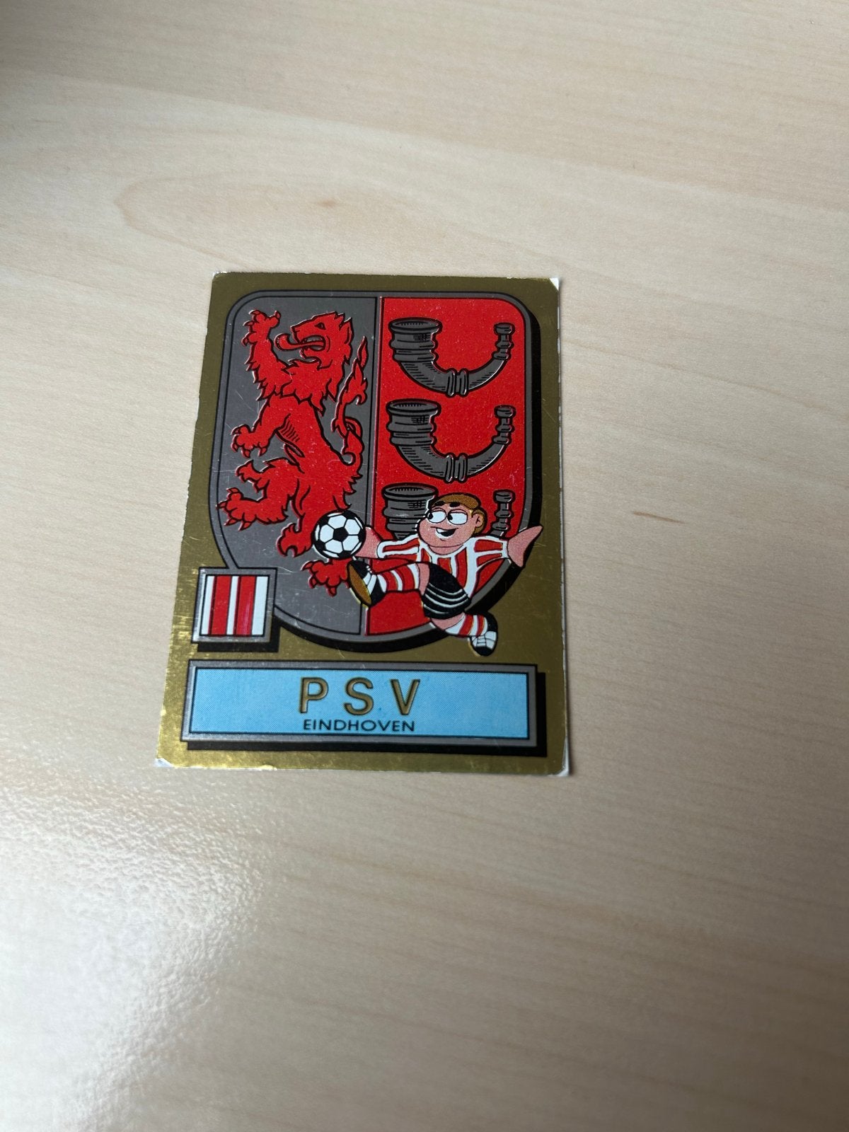 Panini Voetbal 82 PSV Eindhoven Plaatje #233, Ophalen of Verzenden, Zo goed als nieuw, Sticker