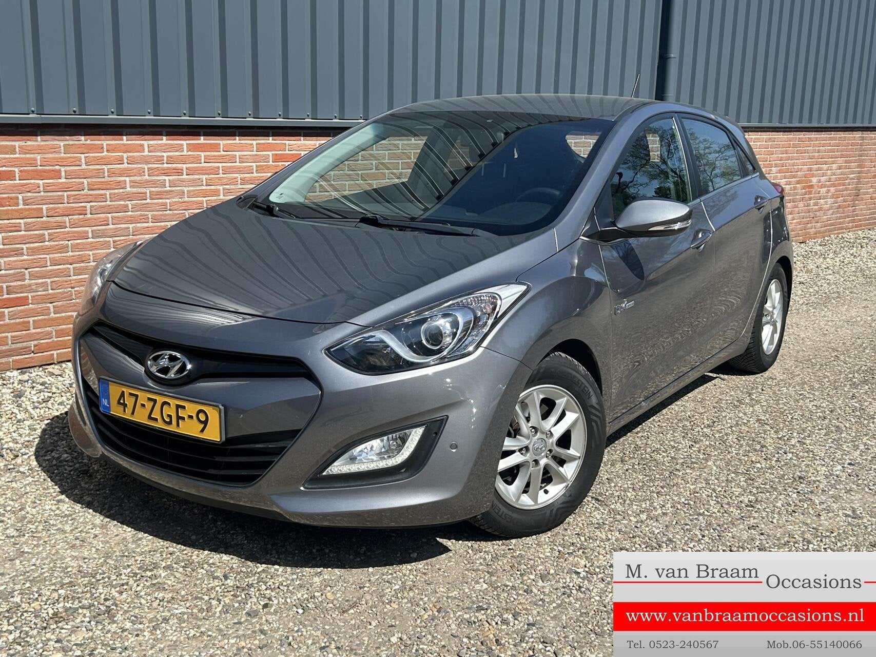 Hyundai i30 1.6 GDI Business Edition Ecc/Camera/Trekhaak/Lmv, Auto's, Hyundai, Voorwielaandrijving, Euro 5, 135 pk, 1591 cc