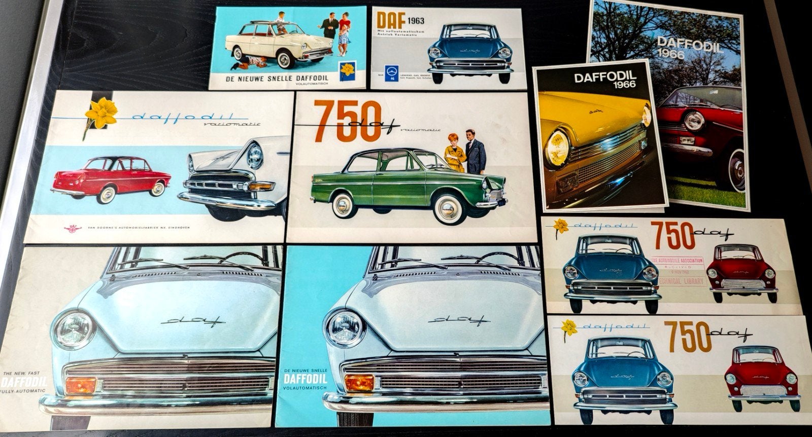 DAF Daffodil 750 tien brochures (jaren '60) nieuwstaat, Ophalen of Verzenden, Gelezen, Overige merken, DAF