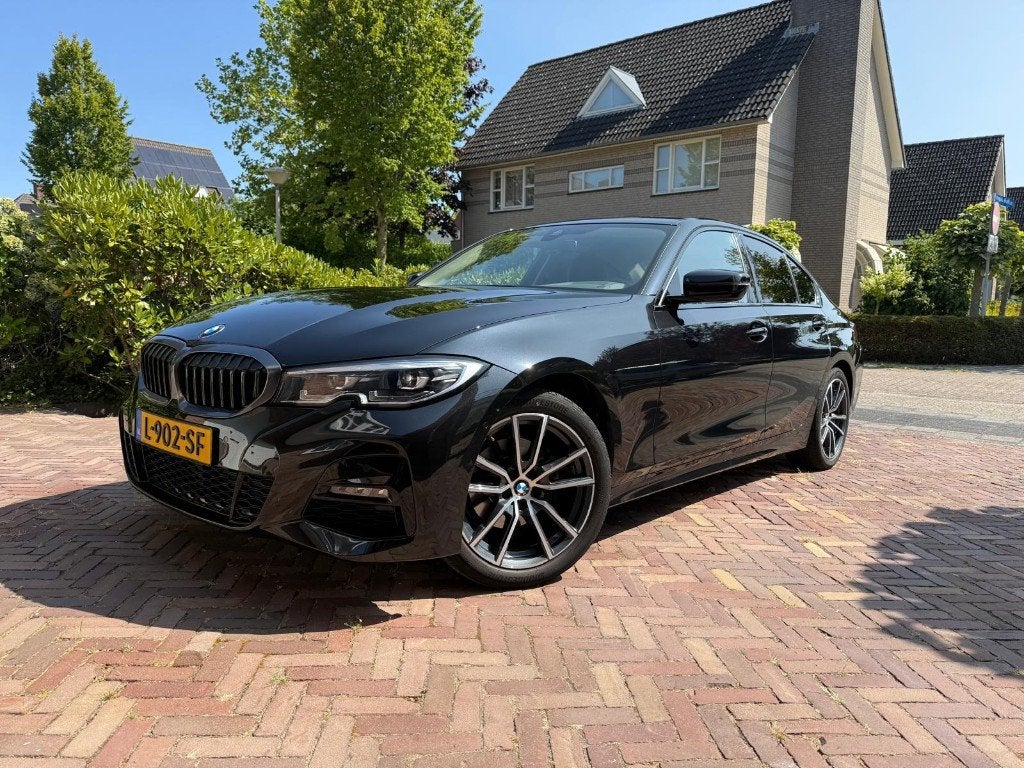 BMW 3-Serie 320i 184pk Aut 2021 Zwart, Automaat, 1998 cc, Achterwielaandrijving, 4 cilinders