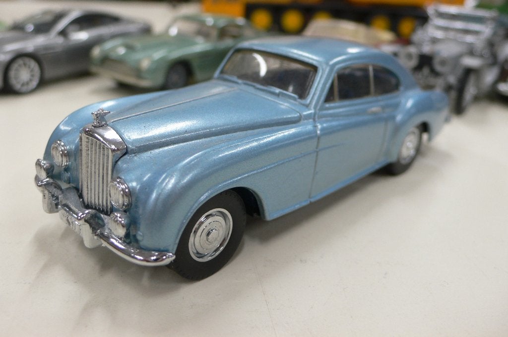 bentley 1955 continental coupe - dinky toys/matchbox  1/43, Hobby en Vrije tijd, Modelauto's | 1:43, Verzenden, Nieuw, Auto, Dinky Toys