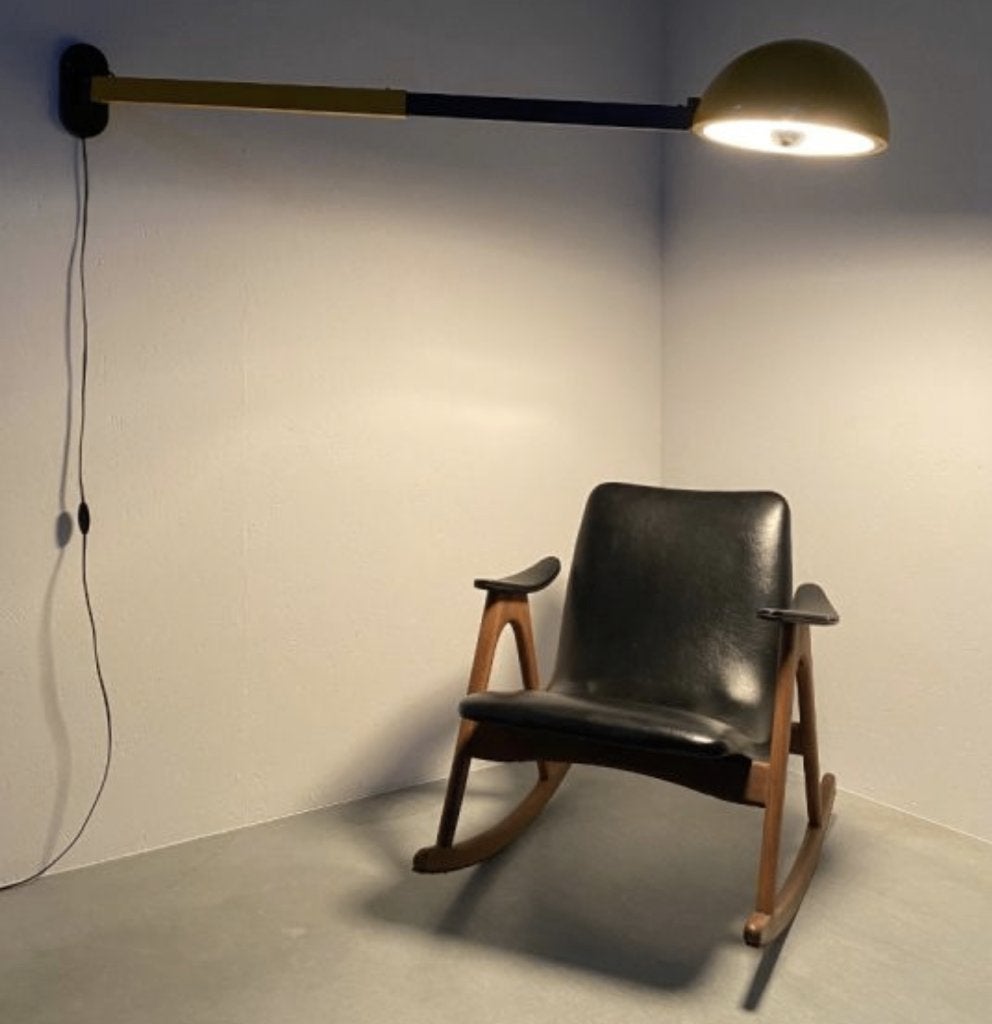 Vloerlamp uitschuifbare wandlamp lamp zwart zeldzaam modern, Huis en Inrichting, Lampen | Vloerlampen, Ophalen, Zo goed als nieuw