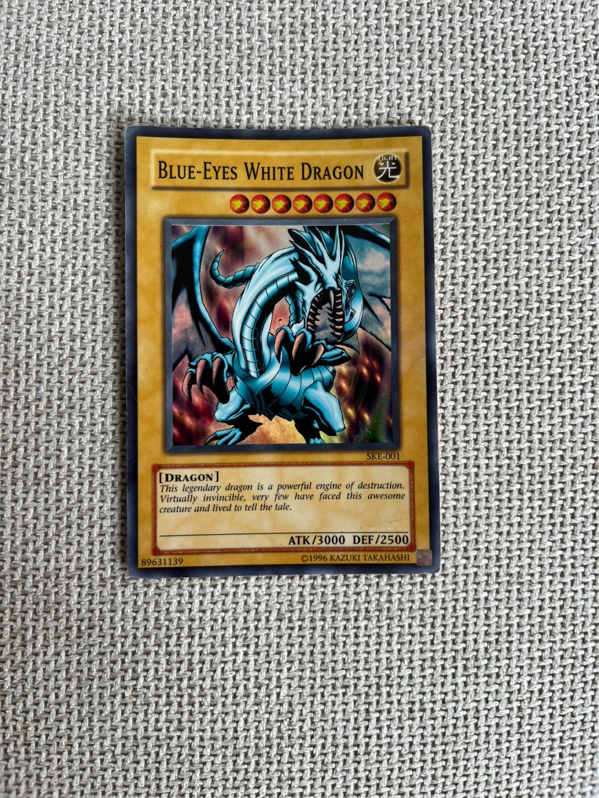 Blue eyes white dragon, Ophalen of Verzenden, Zo goed als nieuw