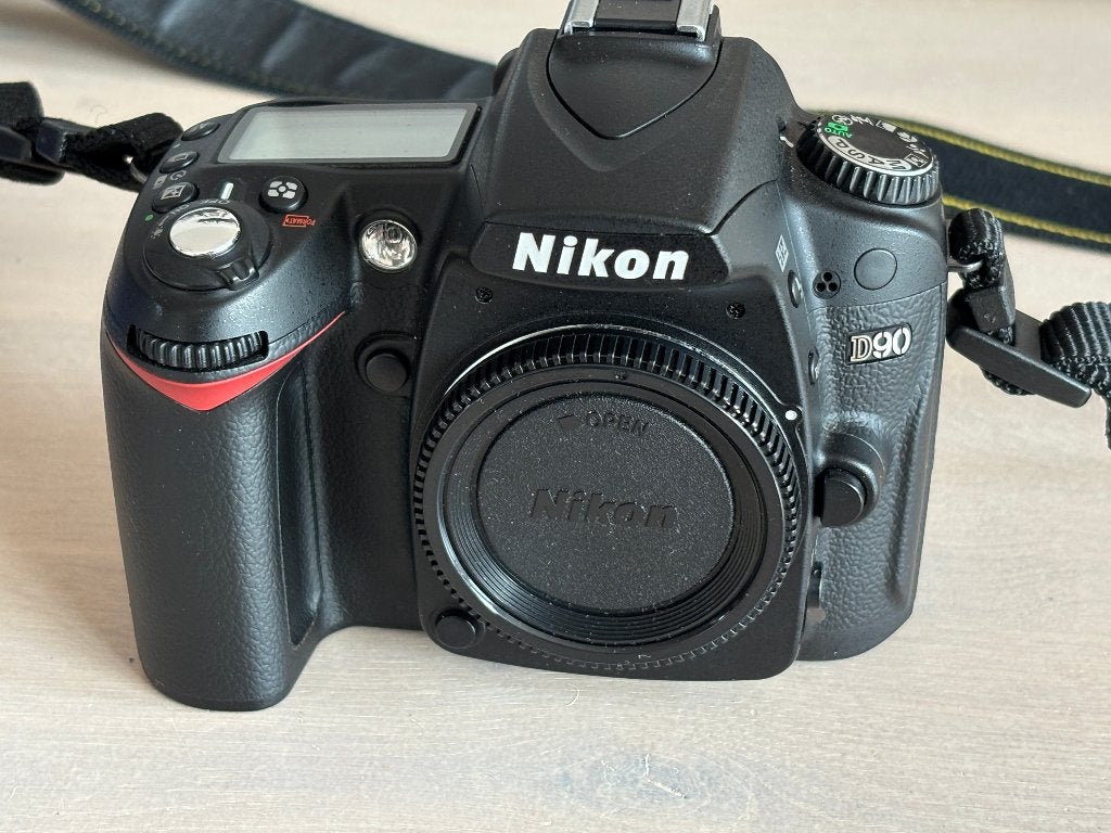 Nikon D90 spiegelreflex set met 3 lenzen en tas, Ophalen, Zo goed als nieuw, Nikon, 8 keer of meer
