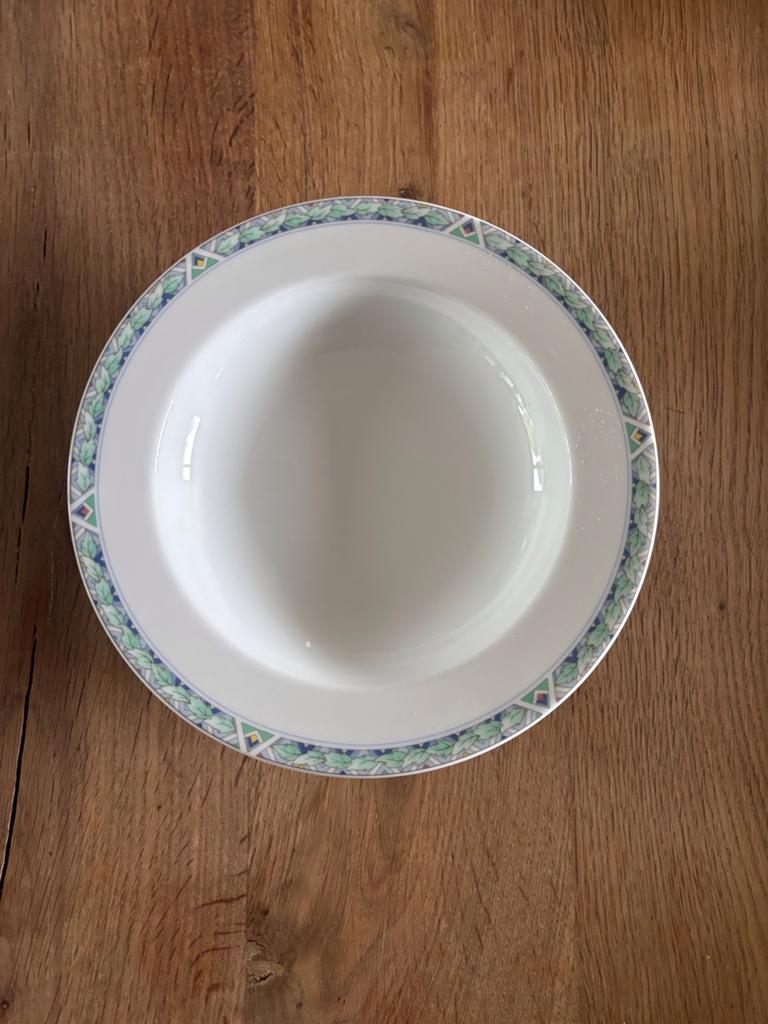 14 diepe borden Arzberg, Huis en Inrichting, Keuken | Servies, Ophalen of Verzenden, Zo goed als nieuw, Bord(en), Overige stijlen
