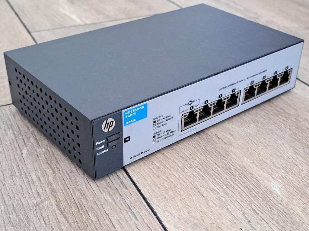 HP 1810-8G Switch - 8-poorts Gigabit Ethernet Switch, Computers en Software, Netwerk switches, Ophalen of Verzenden
