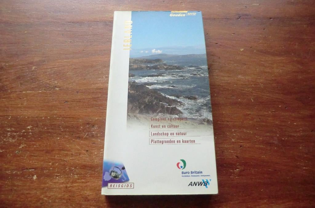reisgids - Ierland - anwb gouden serie (2002) / Dublin, Cork, Boeken, Reisgidsen, Gelezen, Europa, Ophalen of Verzenden, Reisgids of -boek