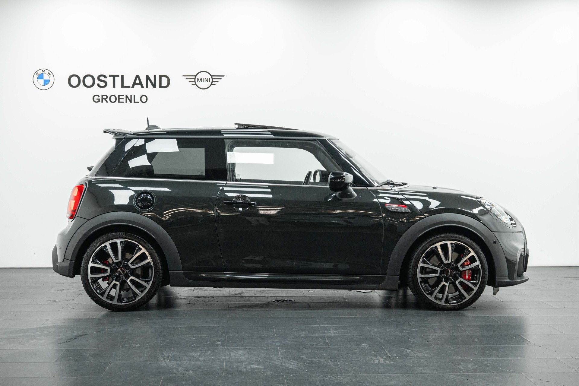 MINI Hatchback John Cooper Works Automaat / Panoramadak / JC, Auto's, 232 pk, Gebruikt, 4 cilinders, Met garantie (alle)