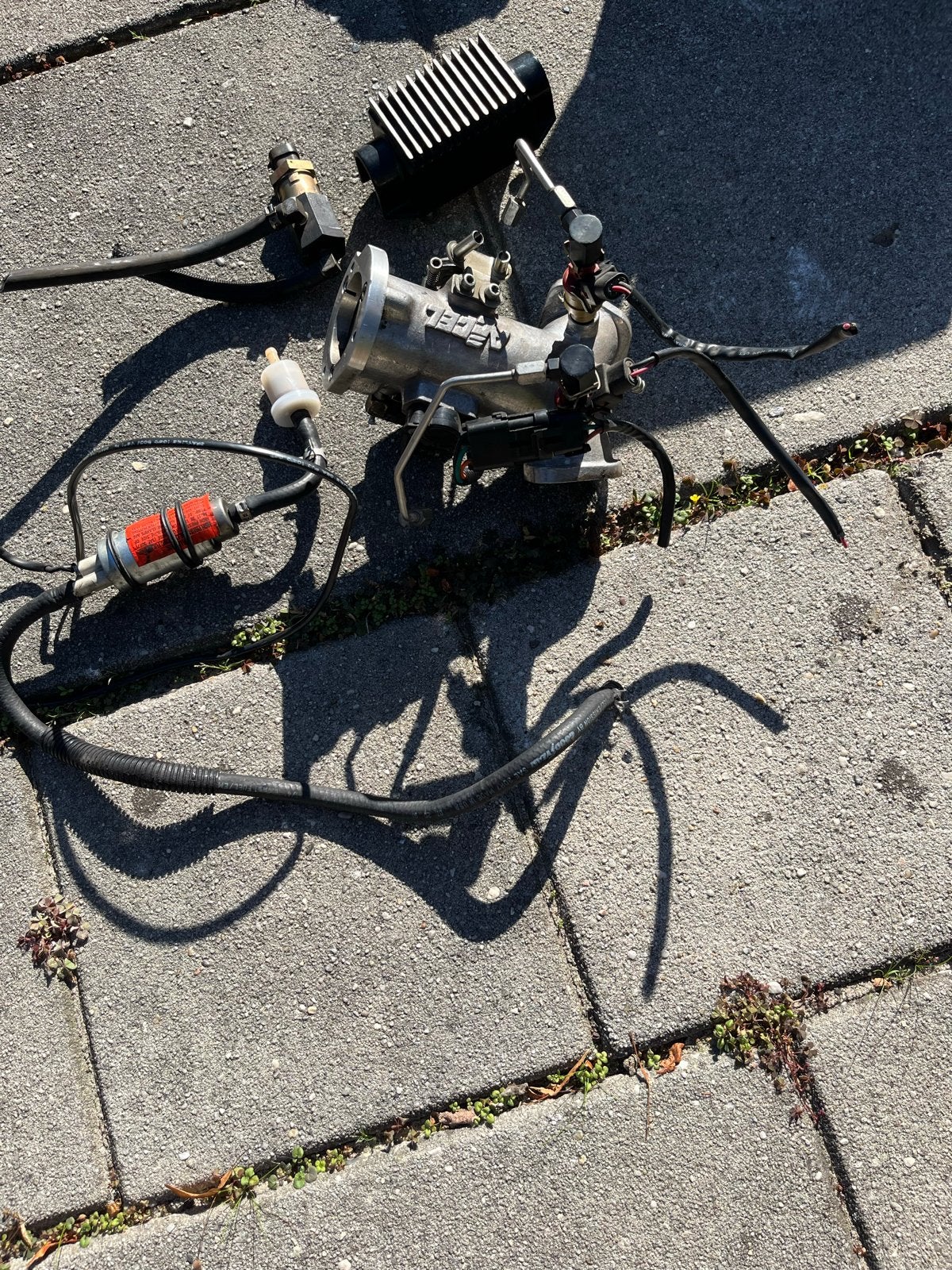 Accell gasklephuis met injectoren en brandstofpomp, Ophalen of Verzenden, Gebruikt